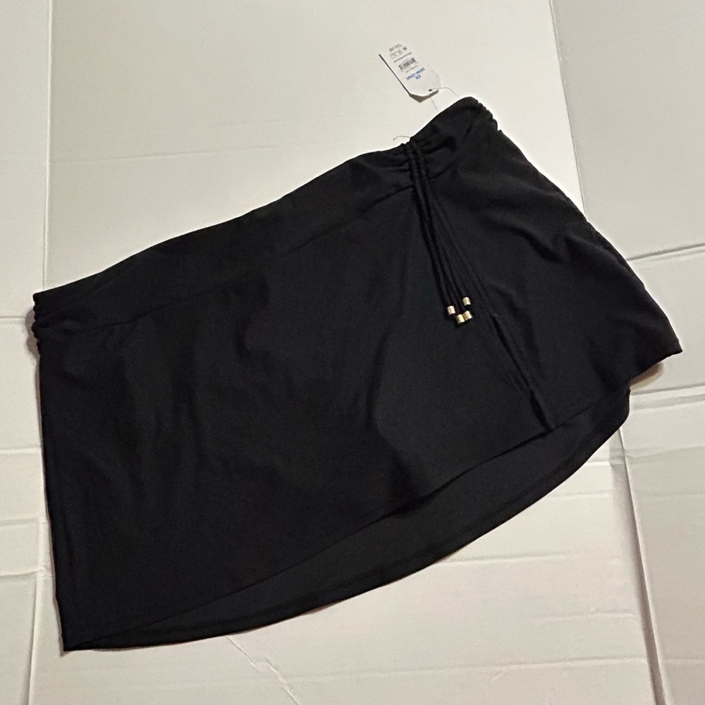 NWT 2X Time and Tru Black Swim Skirt with Tassel Accents